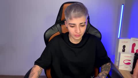 Laia online show from January 25, 2025, 3:30 am