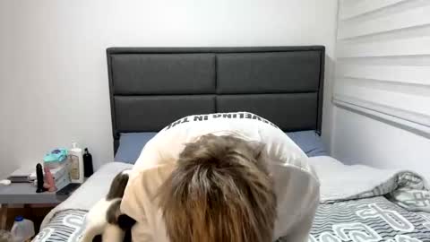 Laia online show from February 13, 2025, 10:12 am