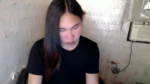 im_love_one69 online show from December 2, 2025, 3:40 pm