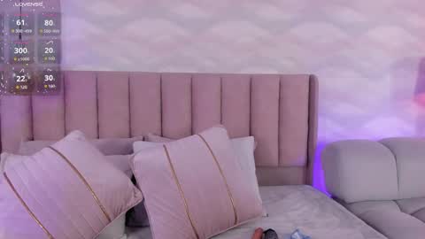 im_miadoll online show from April 13, 2026, 12:54 pm