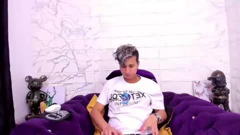 Snapshot of im_milan_rs chatting on February 3, 2025, 2:58 am im_milan_rs online show from February 3, 2025, 2:58 am