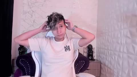 Snapshot of im_milan_rs chatting on March 9, 2025, 3:11 am im_milan_rs online show from March 9, 2025, 3:11 am