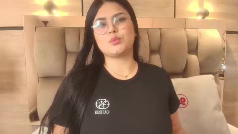 im mou  online show from December 5, 2025, 12:14 pm