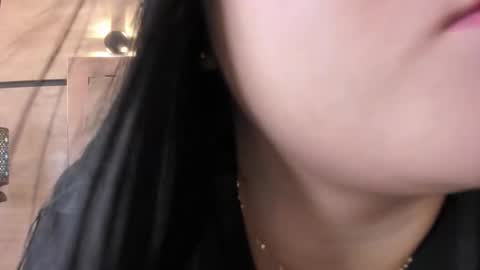 Snapshot of im_mou_ chatting on January 13, 2026, 12:54 pm im mou online show from January 13, 2026, 12:54 pm