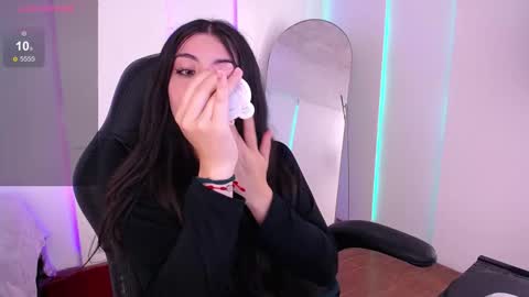 Jade Rosse online show from February 10, 2026, 6:56 pm