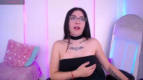 Jade Rosse online show from March 10, 2026, 6:57 pm