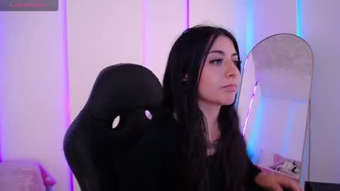 Jade Rosse online show from April 7, 2026, 7:03 pm