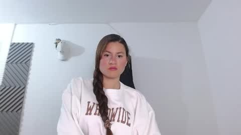 Snapshot of im_roux chatting on May 29, 2026, 2:59 pm im_roux online show from May 29, 2026, 2:59 pm