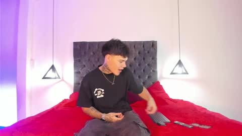 Snapshot of im_seven_ chatting on February 27, 2026, 5:18 am Seven online show from February 27, 2026, 5:18 am