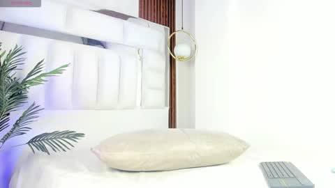 im_tyra online show from November 27, 2025, 6:37 am