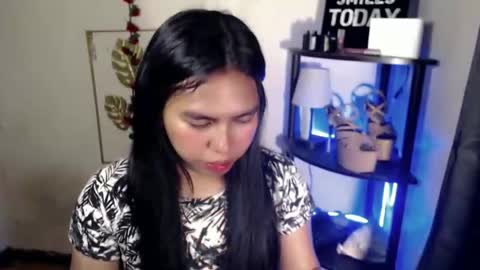 Snapshot of im_ur_girl_demure chatting on April 21, 2026, 6:55 pm kyline online show from April 21, 2026, 6:55 pm