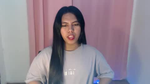 Snapshot of im_ur_girl_demure chatting on May 6, 2026, 8:08 am kyline online show from May 6, 2026, 8:08 am