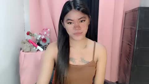 im_yourfairyannaxx online show from October 7, 2025, 2:09 am