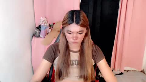 im_yourfairyannaxx online show from March 12, 2026, 10:43 am
