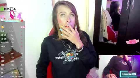 Snapshot of im_yoursweetlisa chatting on November 16, 2025, 10:04 pm Lisa Hyga online show from November 16, 2025, 10:04 pm