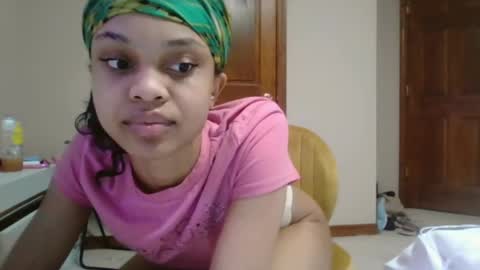 scarlett amour online show from February 9, 2025, 3:32 am