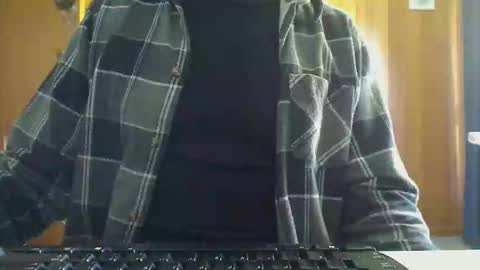 Snapshot of imaussiechris chatting on May 11, 2026, 12:05 am Aussie Guy online show from May 11, 2026, 12:05 am