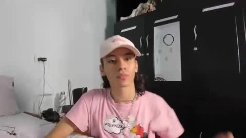 Colton Alvin Independent model online show from January 31, 2025, 1:33 am