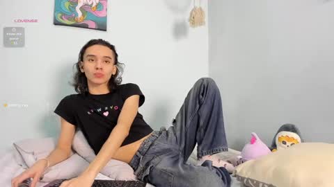 Colton Alvin Independent model online show from February 26, 2025, 2:26 am