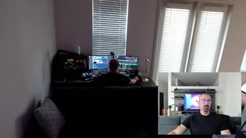 Snapshot of imdjazra chatting on September 28, 2025, 2:00 pm DJ Azra online show from September 28, 2025, 2:00 pm