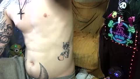 JJ online show from November 10, 2025, 9:41 am