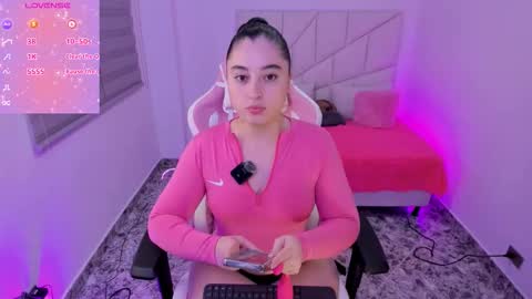 Snapshot of imhanna3 chatting on November 17, 2025, 11:32 pm independient model online show from November 17, 2025, 11:32 pm