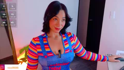 Leana online show from November 27, 2025, 3:30 am