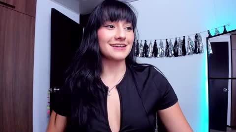 Lenka online show from February 18, 2026, 11:33 pm