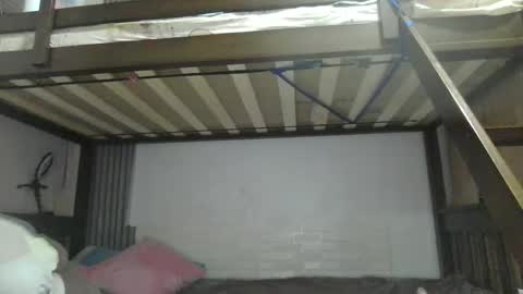 Immaculate02 online show from September 24, 2025, 7:01 am