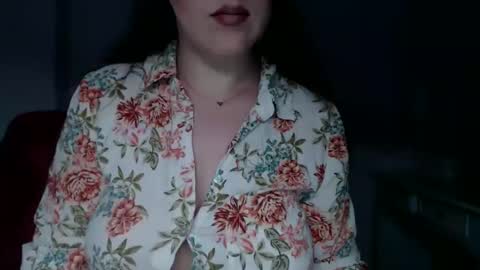 Pola online show from October 27, 2025, 9:41 pm