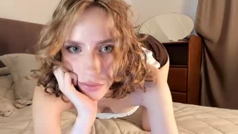 Snapshot of imogensy chatting on June 26, 2026, 2:21 pm my name Imo Fansly online show from June 26, 2026, 2:21 pm