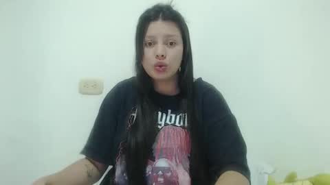 Snapshot of imsweetlips chatting on October 19, 2025, 9:26 pm imsweetlips online show from October 19, 2025, 9:26 pm