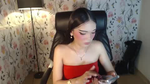 Snapshot of imyourlegalbaby chatting on January 9, 2025, 8:45 am Aki online show from January 9, 2025, 8:45 am