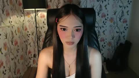 Snapshot of imyourlegalbaby chatting on February 23, 2025, 12:27 pm Aki online show from February 23, 2025, 12:27 pm