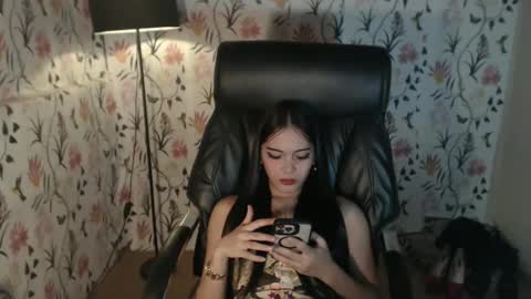 Snapshot of imyourlegalbaby chatting on March 11, 2025, 8:41 am Aki online show from March 11, 2025, 8:41 am