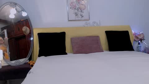 Snapshot of ina_pearl chatting on December 3, 2025, 10:41 pm Ina online show from December 3, 2025, 10:41 pm