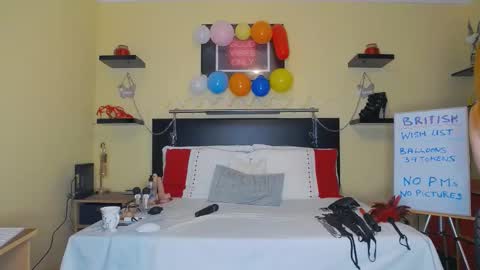 inannalove online show from January 23, 2025, 8:24 pm