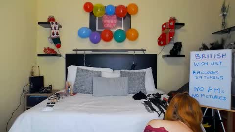 inannalove online show from December 19, 2025, 8:05 pm