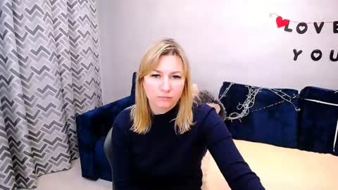 incredible_ariela online show from May 1, 2026, 10:53 am