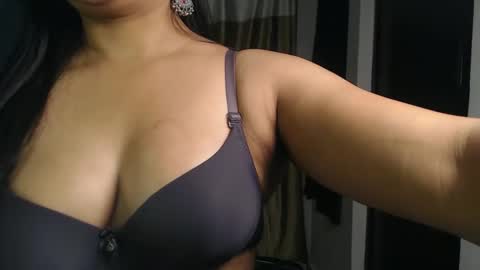 Anu online show from April 8, 2026, 4:01 am