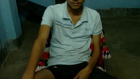 Snapshot of indian_bengali_boy chatting on October 29, 2025, 11:23 am Suman Leo online show from October 29, 2025, 11:23 am