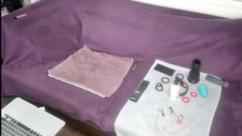 indian_exhibitionist online show from March 14, 2026, 10:48 pm