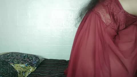 Snapshot of indian_saanvi chatting on December 21, 2025, 7:48 am Saanu online show from December 21, 2025, 7:48 am