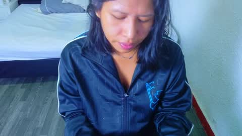 indian_whore18 online show from April 17, 2026, 3:31 am