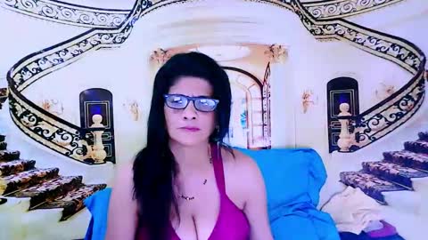 Snapshot of indianallure chatting on January 2, 2025, 5:03 am Femiez online show from January 2, 2025, 5:03 am