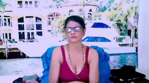 Snapshot of indianallure chatting on January 17, 2025, 10:00 am Femiez online show from January 17, 2025, 10:00 am