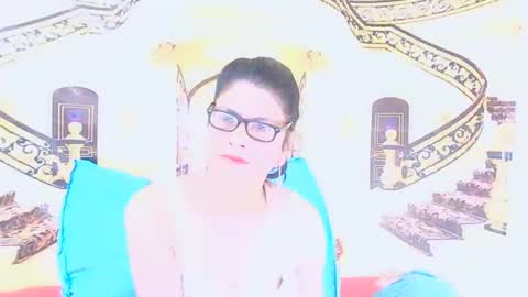 Snapshot of indianallure chatting on March 26, 2026, 5:35 am Femiez online show from March 26, 2026, 5:35 am
