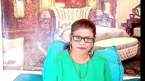 Snapshot of indianallure chatting on April 13, 2026, 5:46 am Femiez online show from April 13, 2026, 5:46 am