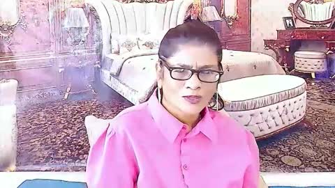Snapshot of indianallure chatting on May 11, 2026, 5:57 am Femiez online show from May 11, 2026, 5:57 am