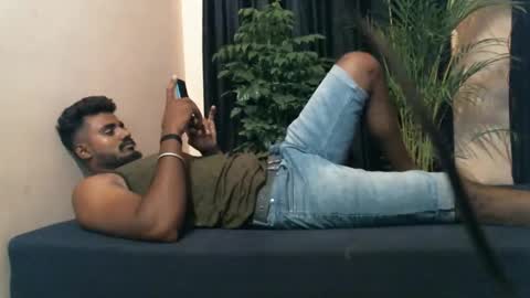Snapshot of indianbull2023 chatting on May 1, 2026, 12:48 am indian slim boy with big for u online show from May 1, 2026, 12:48 am